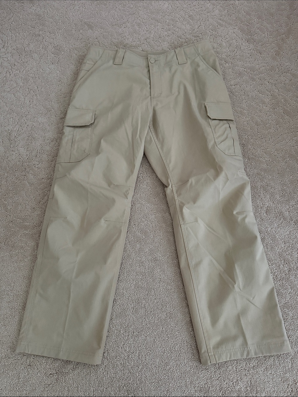 Under Armour Men's Light Khaki Cargo Pants